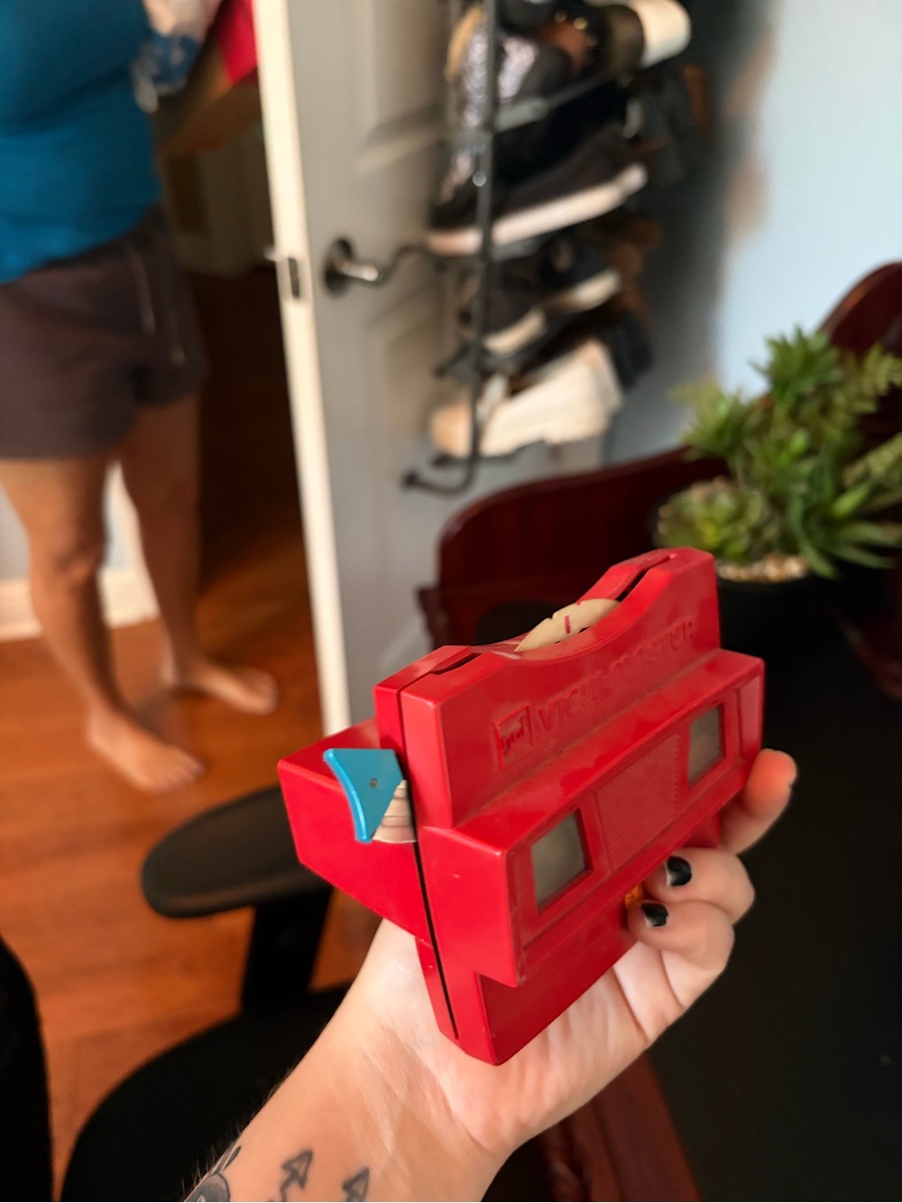 View master - Picture 2 of 2